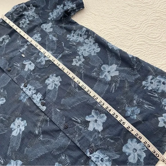 Levi’s Men's Button Down Short Sleeve Shirt Blue Tropical Print Size XL - Picture 7 of 11